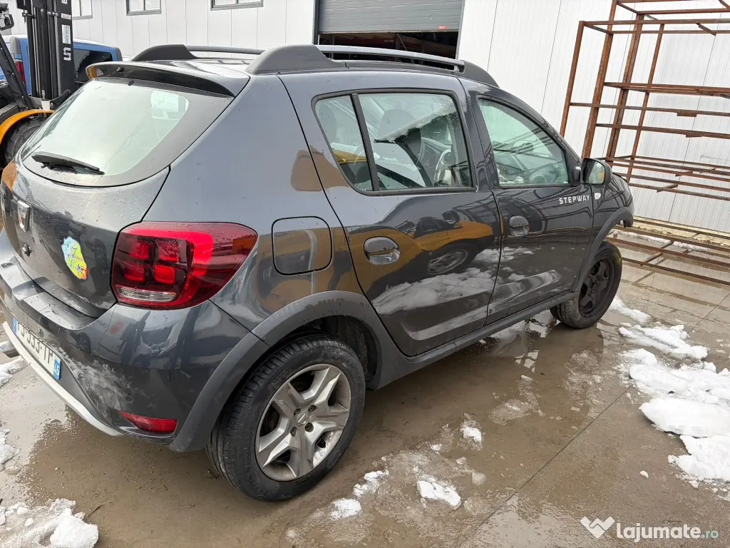 Dezmembrez Dacia Sandero Stepway 1.5 BlueDci K9K U872 95 cai 70.000 km an 2020