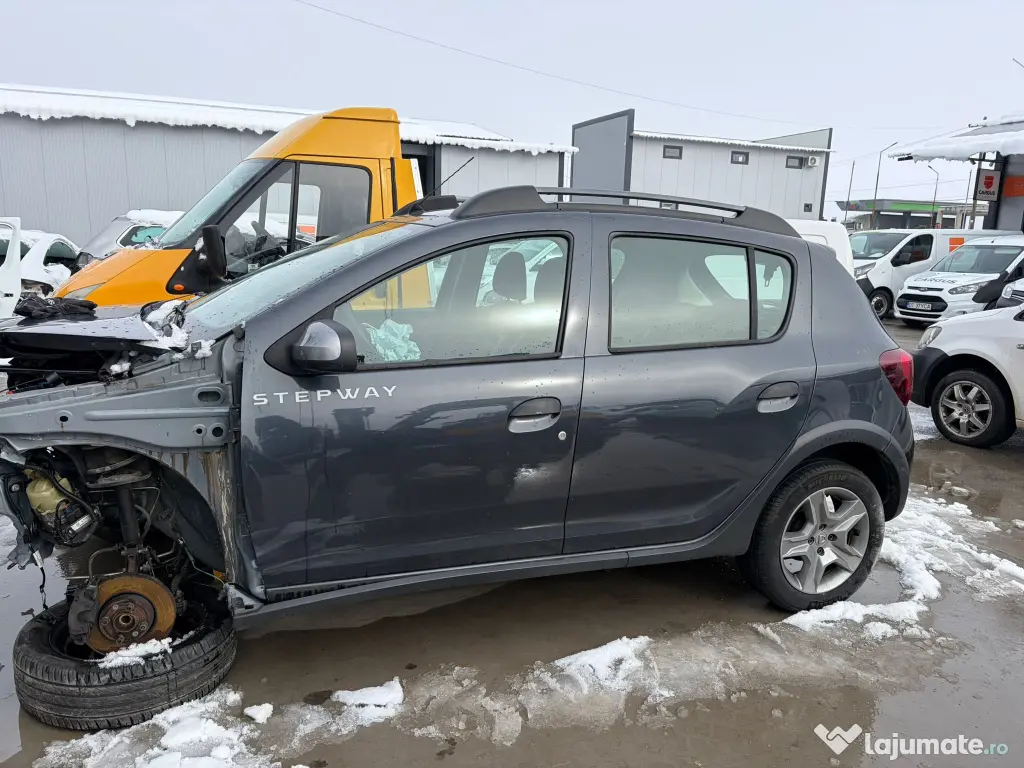 Dezmembrez Dacia Sandero Stepway 1.5 BlueDci K9K U872 95 cai 70.000 km an 2020