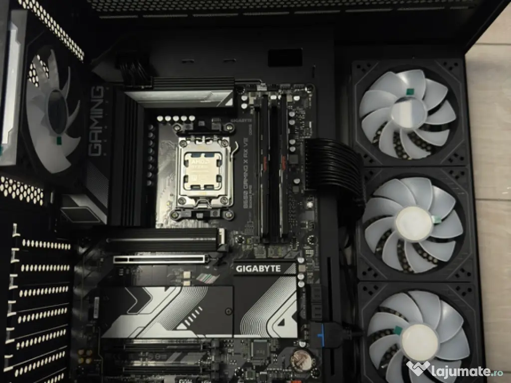 Unitate PC Gaming Ryzen 7 9700x AMD Rx 9070 XT 32GB DDR5 