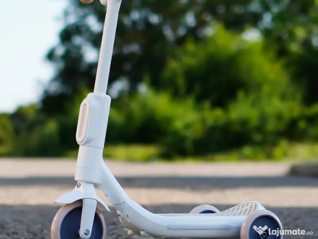 Trotineta electrica Kinderauto Aquamist cu aburi, lumini 30W 6V White