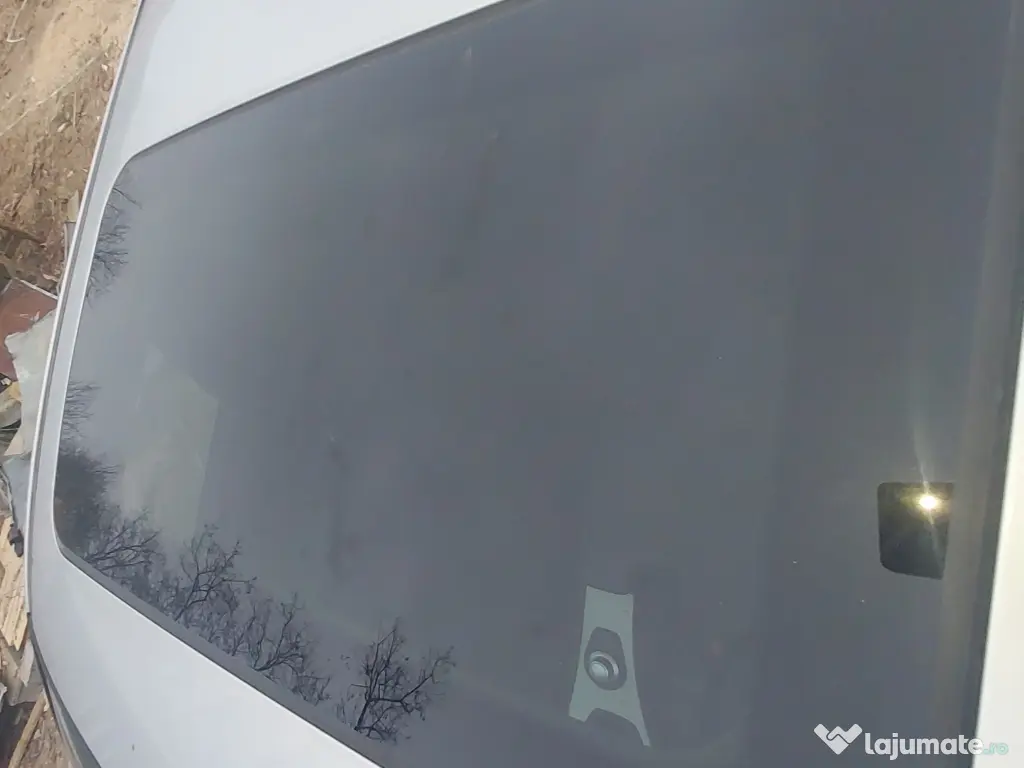 BMW e 90 2 diesel o dau la dezmembrari  toate piesele bune cum este in poza 