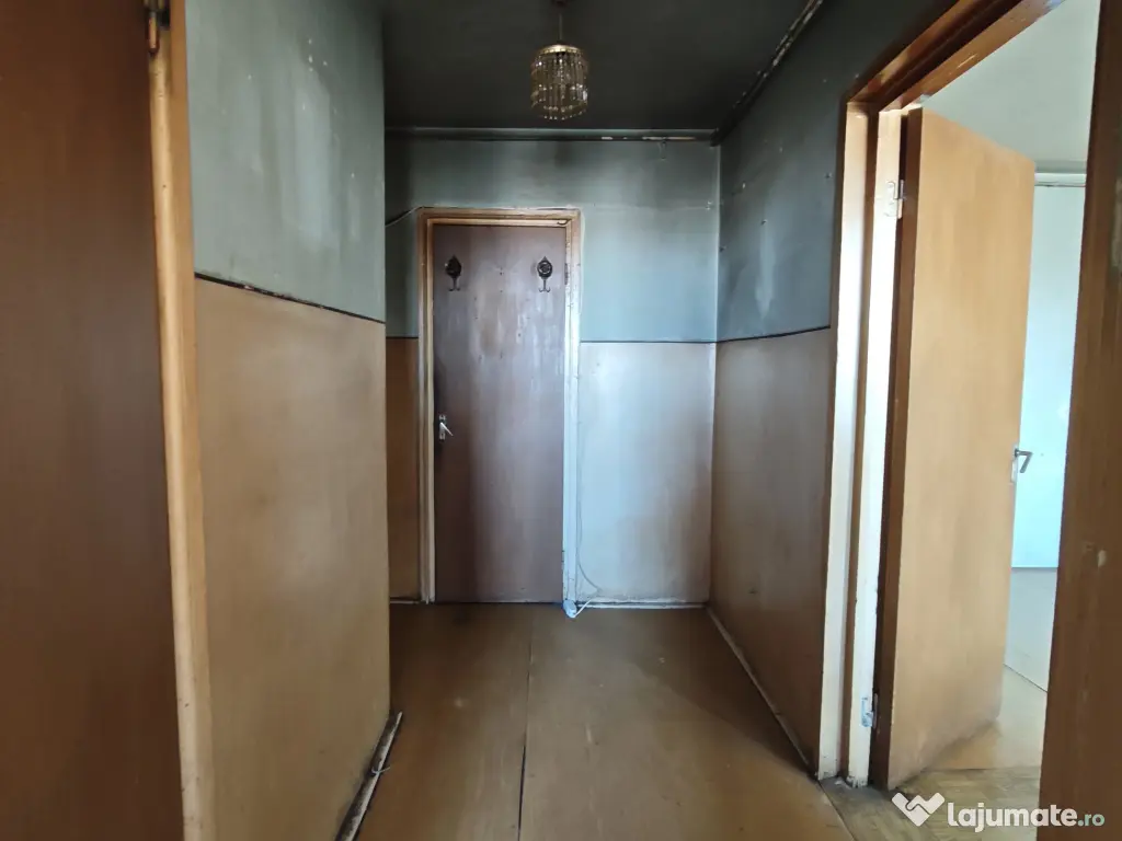 Apartament 2 camere - 55mp utili+balcon, etaj 10/10 