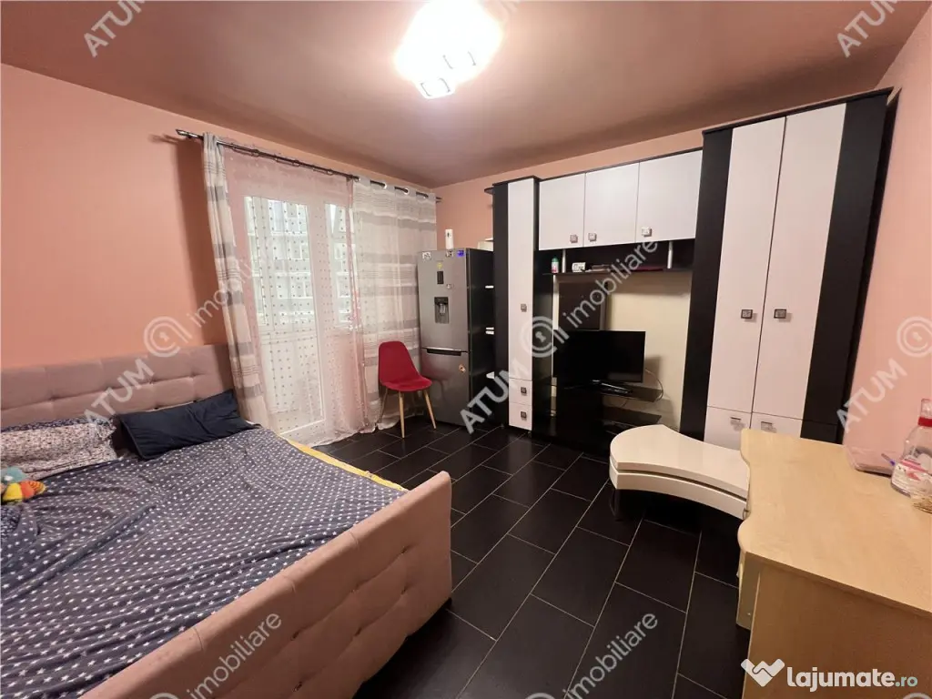 Garsoniera decomandata cu balcon la etajul 2 zona Turnisor d