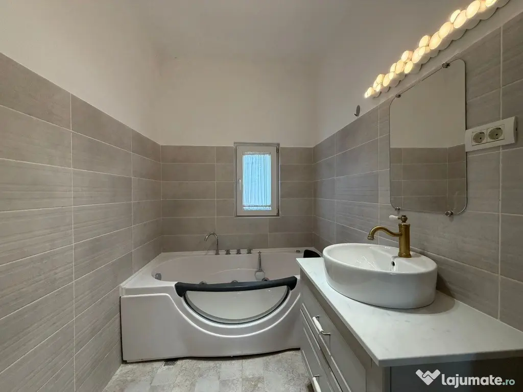 3 camere 2 bai etaj 3 apartament renovat recent, proprietar 