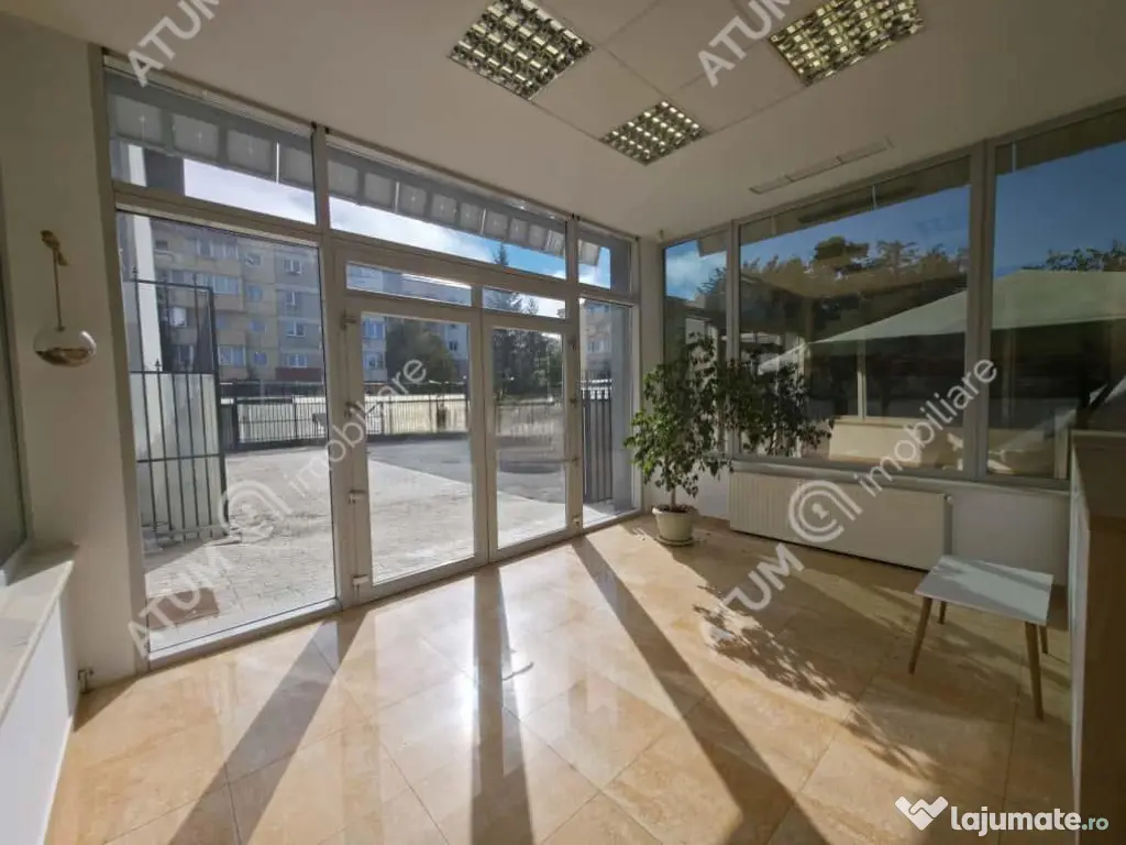 Cladire multifuntionala si terasa pentru evenimente corporat 