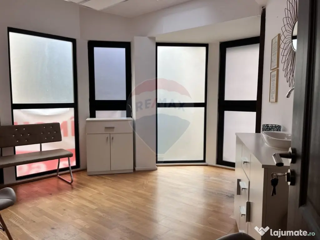 Vila de închiriat 6 camere Piata Victoriei 