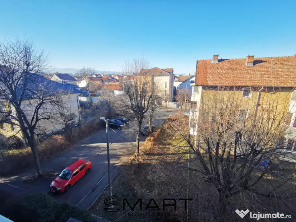 Apartament 2 camere decomandat zona Vasile Aaron 