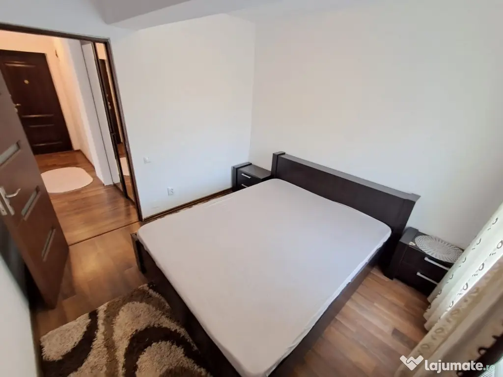 Apartament 2 camere mobilat si utilat, cu parcare inclusa, Eroilor 