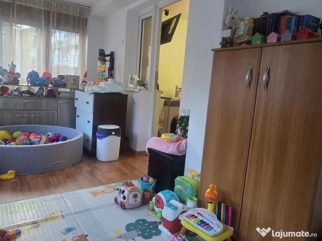 Apartament 3 camere decomandat in Deva, zona Balcescu 