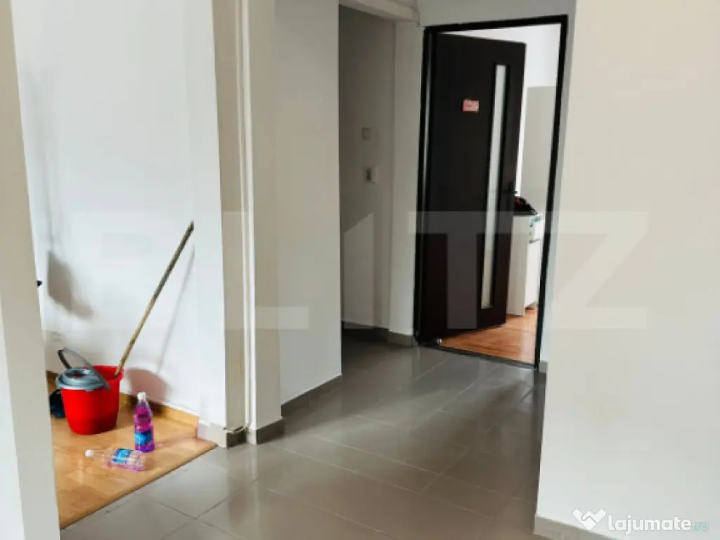 Apartament 3 camere, 66.23 mp, zona Modern 