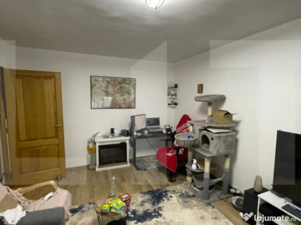 Apartament 3 camere, 67 mp, zona Lipovei 