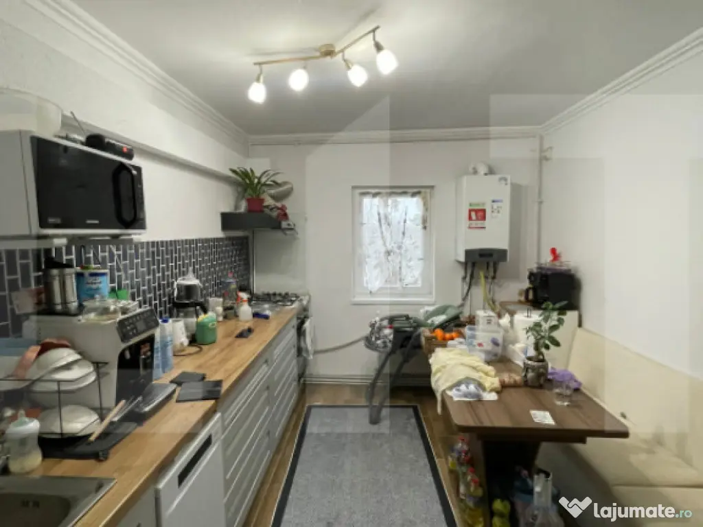 Apartament 3 camere, 67 mp, zona Lipovei 