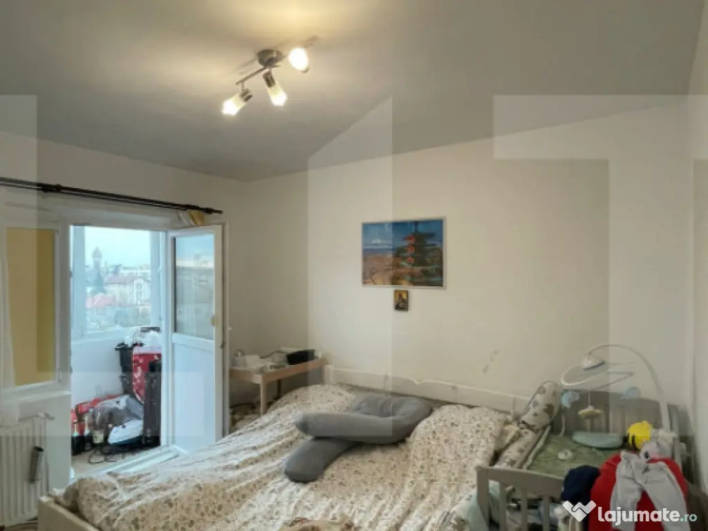 Apartament 3 camere, 67 mp, zona Lipovei 