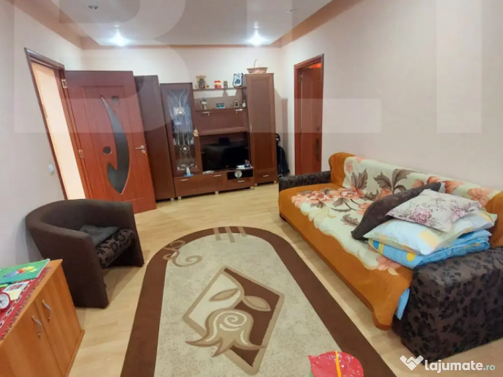 Vand apartament zona centrala 