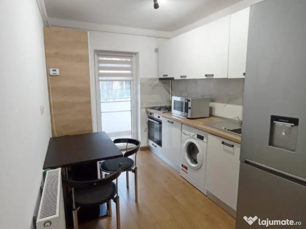 Apartament decomandat, etaj intermediar, Floresti 