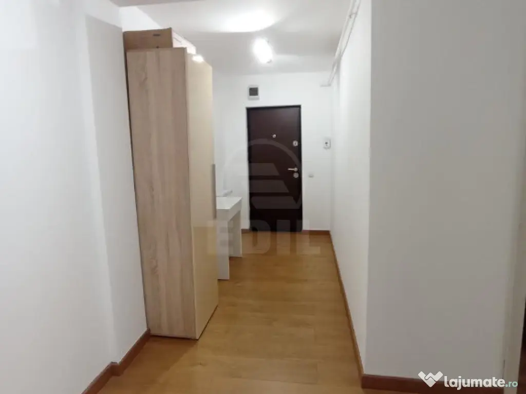 Apartament decomandat, etaj intermediar, Floresti 