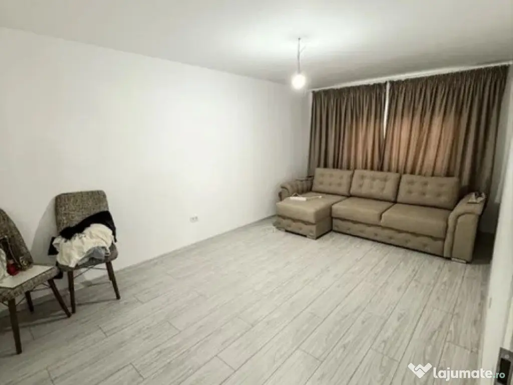 Apartament 2 camere, renovat – Zona Micro 17, Etaj 3 