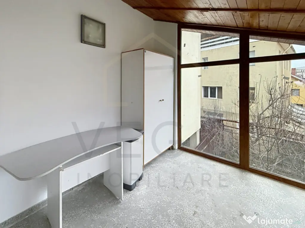 Spatiu de birou, 75 mp, parcare in curte, zona Semicentrala 