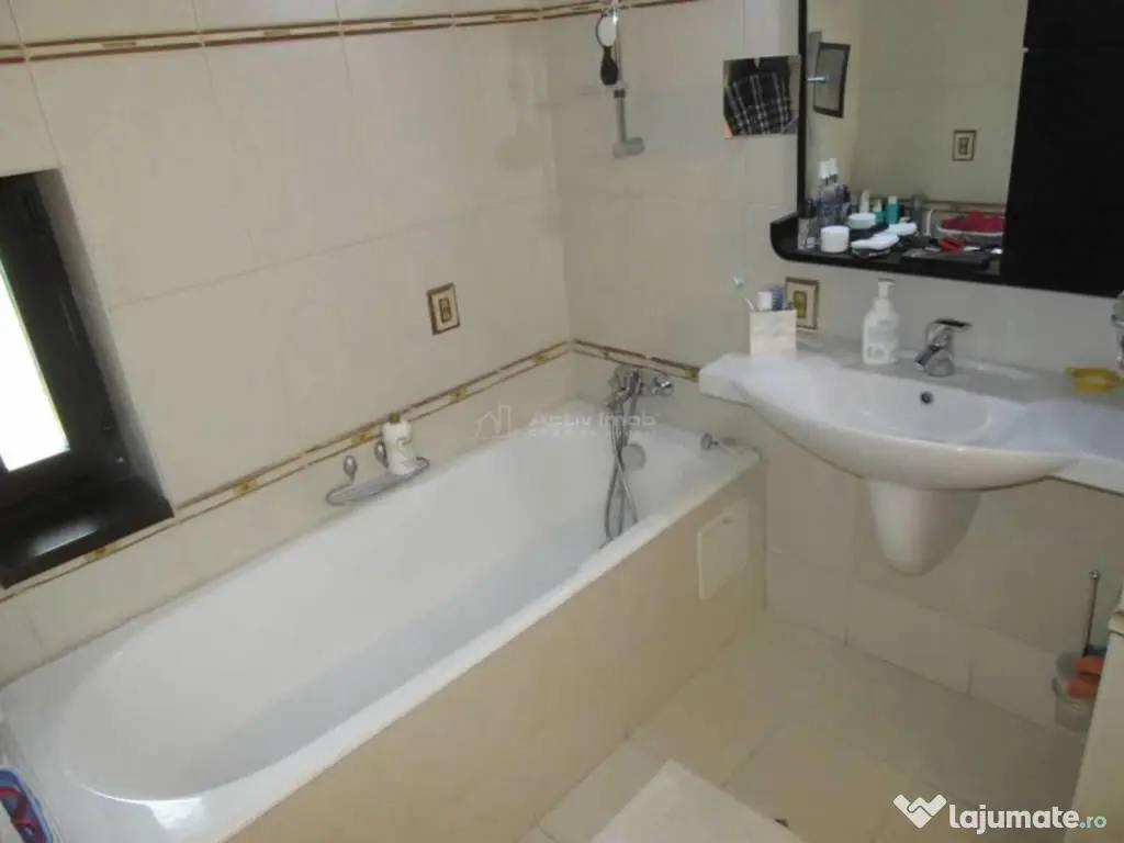 Casa Ds P 1 M - teren 117 mp - s.u. 131 mp - 1 Decembrie -