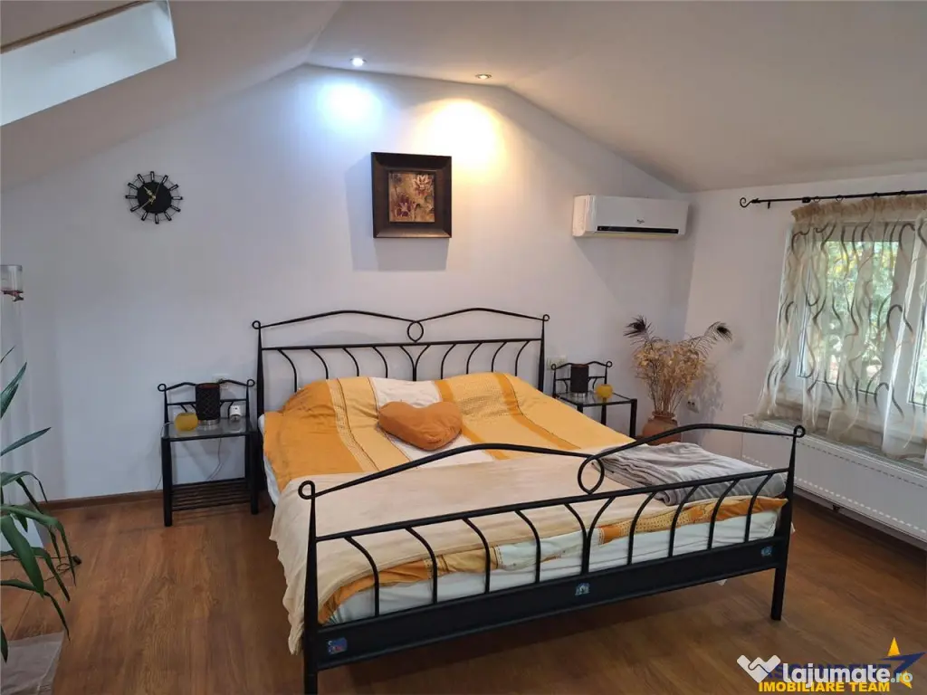 Casa Bartolomeu, pe doua nivele, stil deosebit, curte comuna 