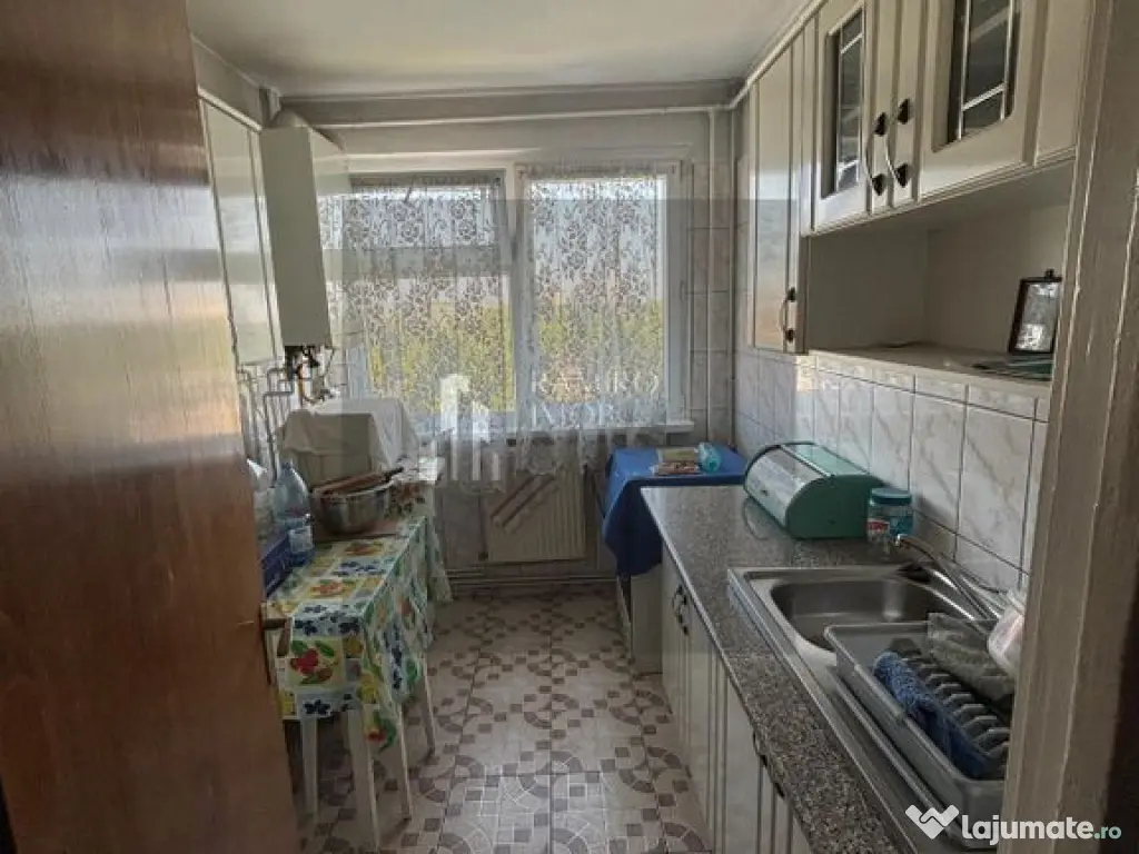 Apartament 3 camere /centrala proprie/Brancoveanu