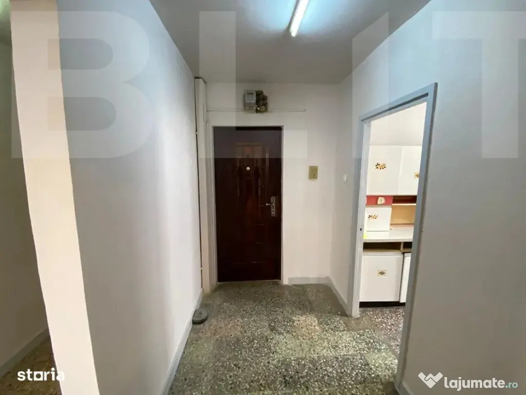 Vand Apartament 3 camere – zonă centrală, Strada Nicolae