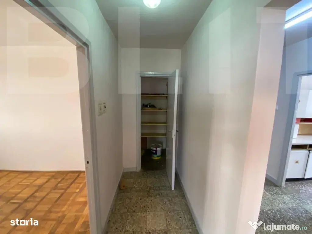 Vand Apartament 3 camere – zonă centrală, Strada Nicolae