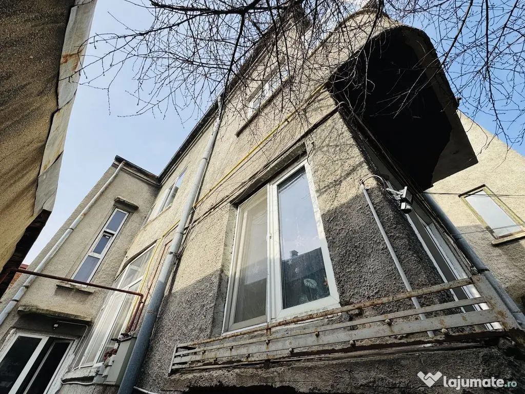 Apartament 3 camere in Vila+Demisol locuibil 18,40 mp - P...