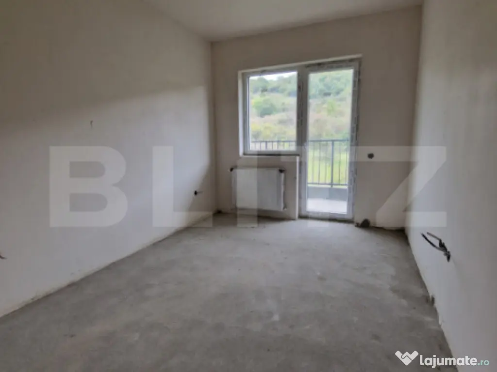 Apartament cu 3 camere, etajul 1, 62 mp, panorama, parcare,