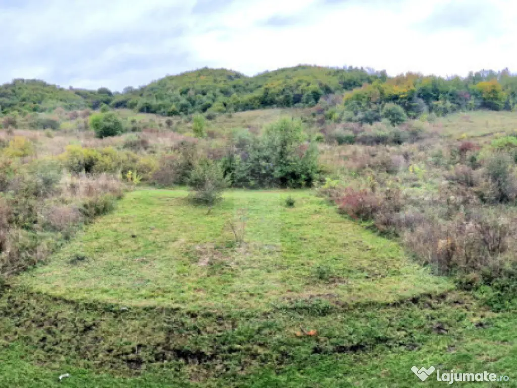 Apartament cu 3 camere, etajul 1, 62 mp, panorama, parcare,