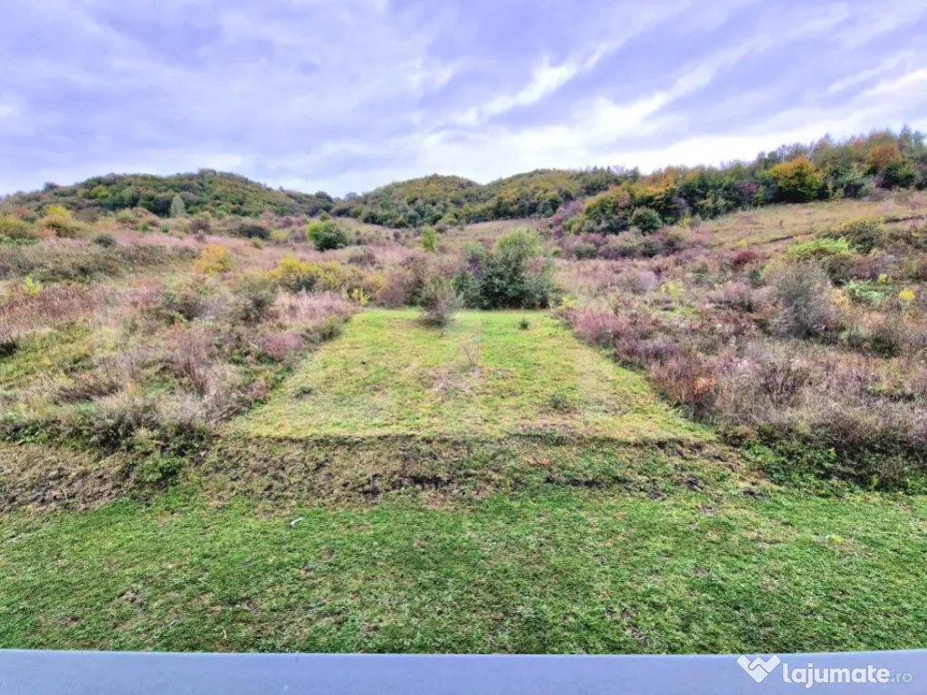 Apartament cu 3 camere, etajul 1, 62 mp, panorama, parcare,