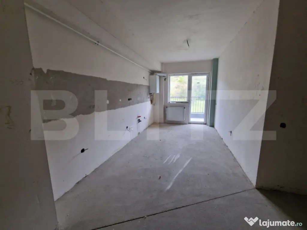 Apartament cu 3 camere, etajul 1, 62 mp, panorama, parcare,