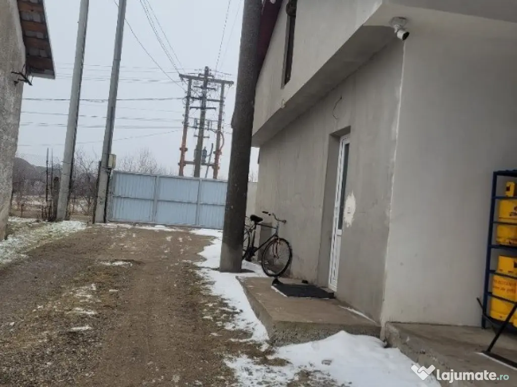 Spatiu comercial / Cladire - Zona Ilisesti 