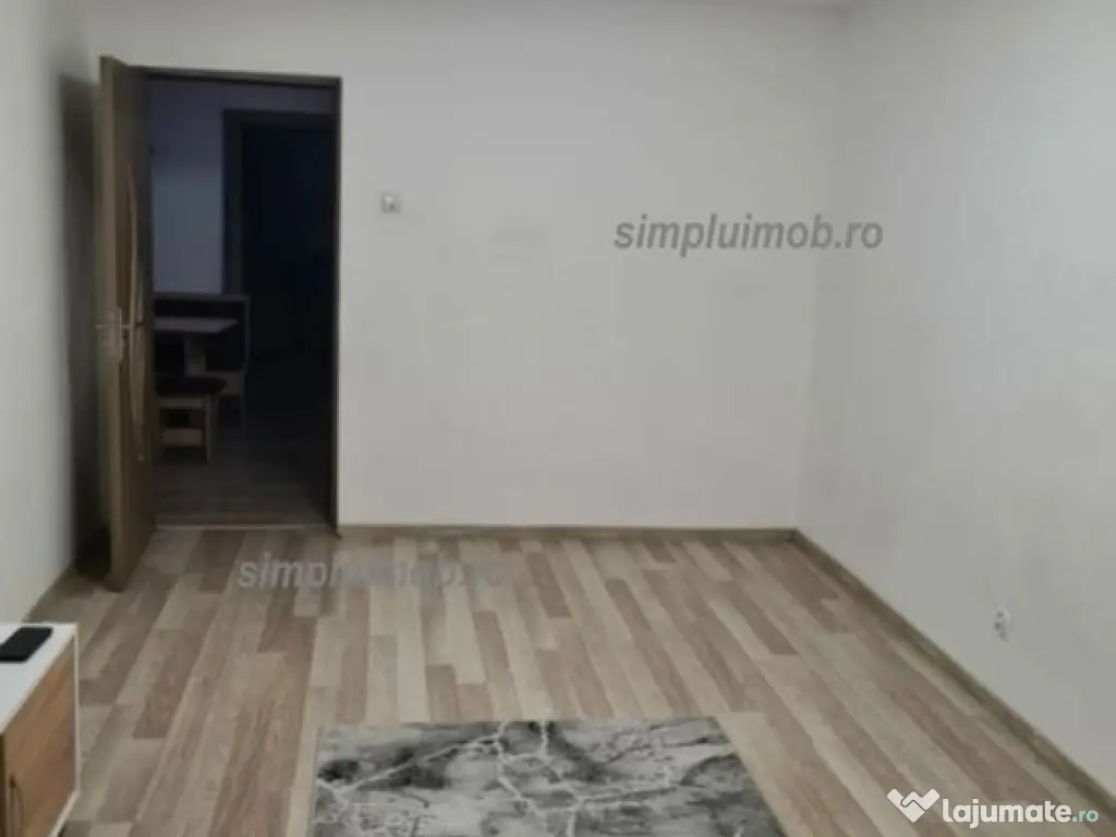 Decomandat renovat 2 camere sector 4 Resita 