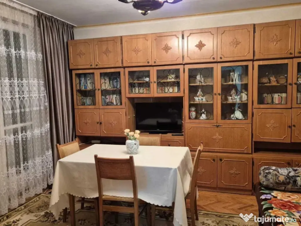 Apartament Cu 2 Camere Decomandate- Etaj 2 Zona Ultracentral 