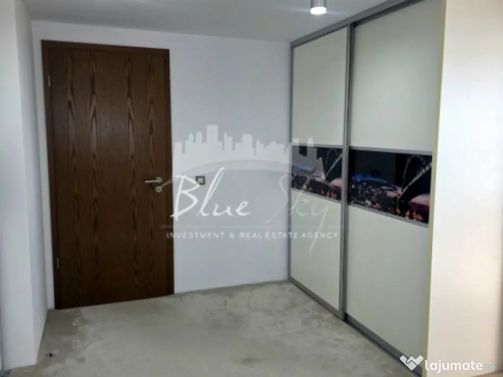 Duplex cu vedere frontală la mare | Etajele 11–12 | Parca