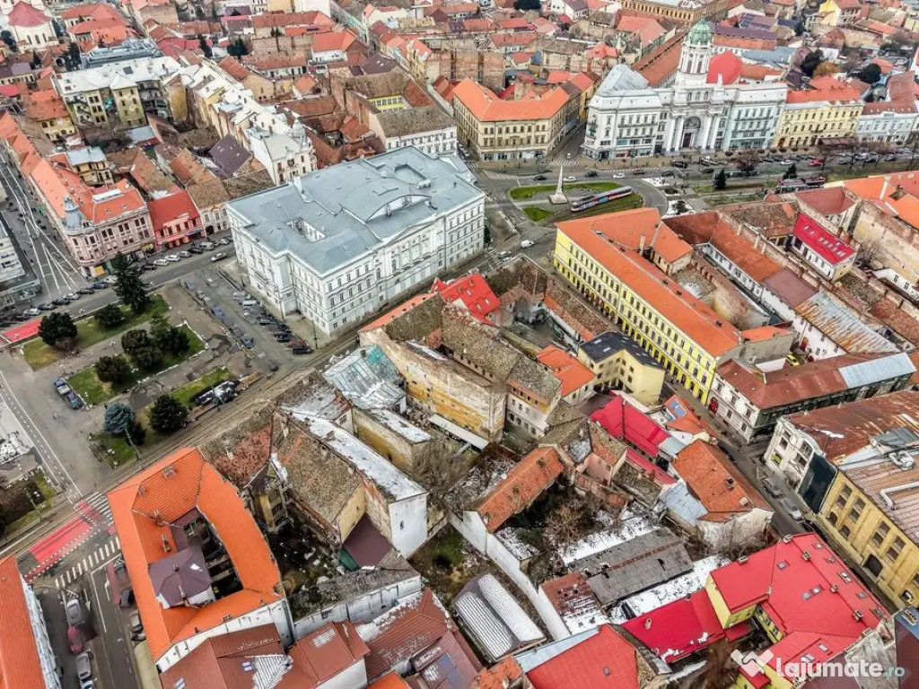 Clădire ultracentrală Arad | lângă Teatru | NU este M...