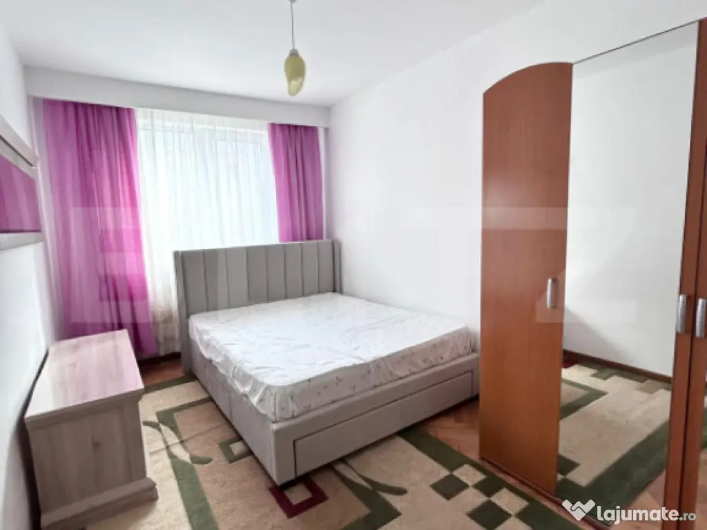 Apartament cu 3 camere, etaj 2, zona Calea Moldovei 