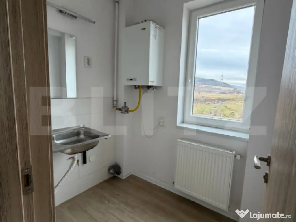 Spatiul comercial, 52 mp, parcare, zona Terra 