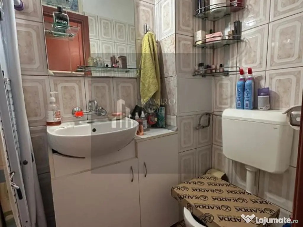 Apartament 3 Camere Decomandat- 70 mp - Metrou 1 Decembrie 