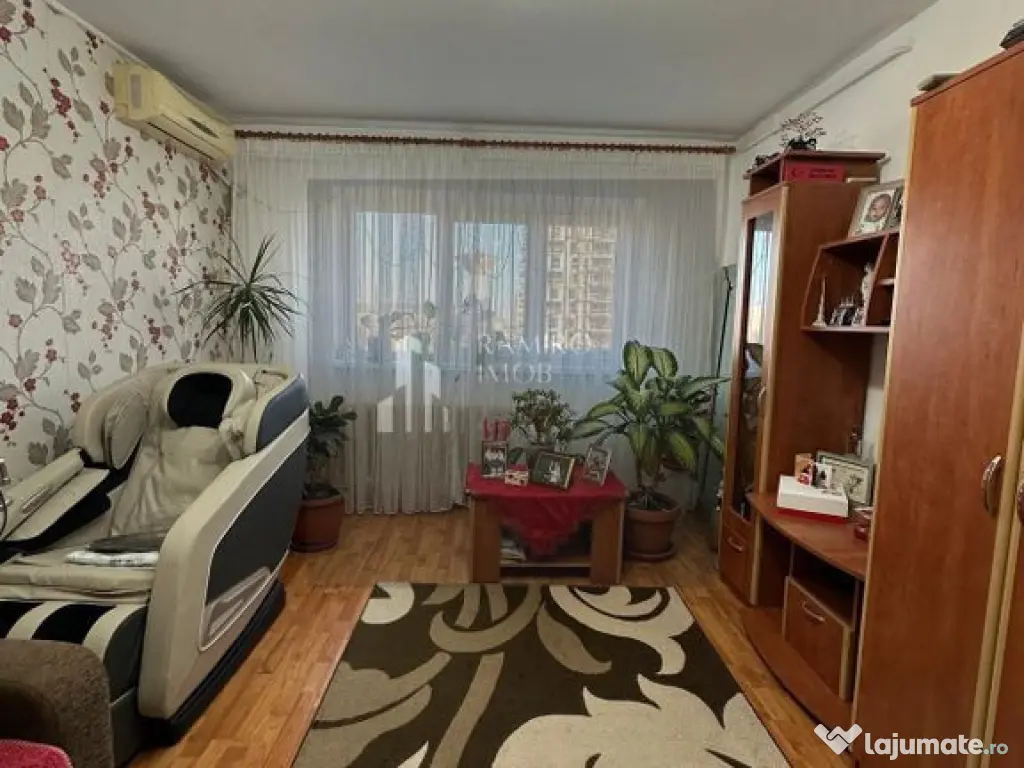 Apartament 3 Camere Decomandat- 70 mp - Metrou 1 Decembrie 