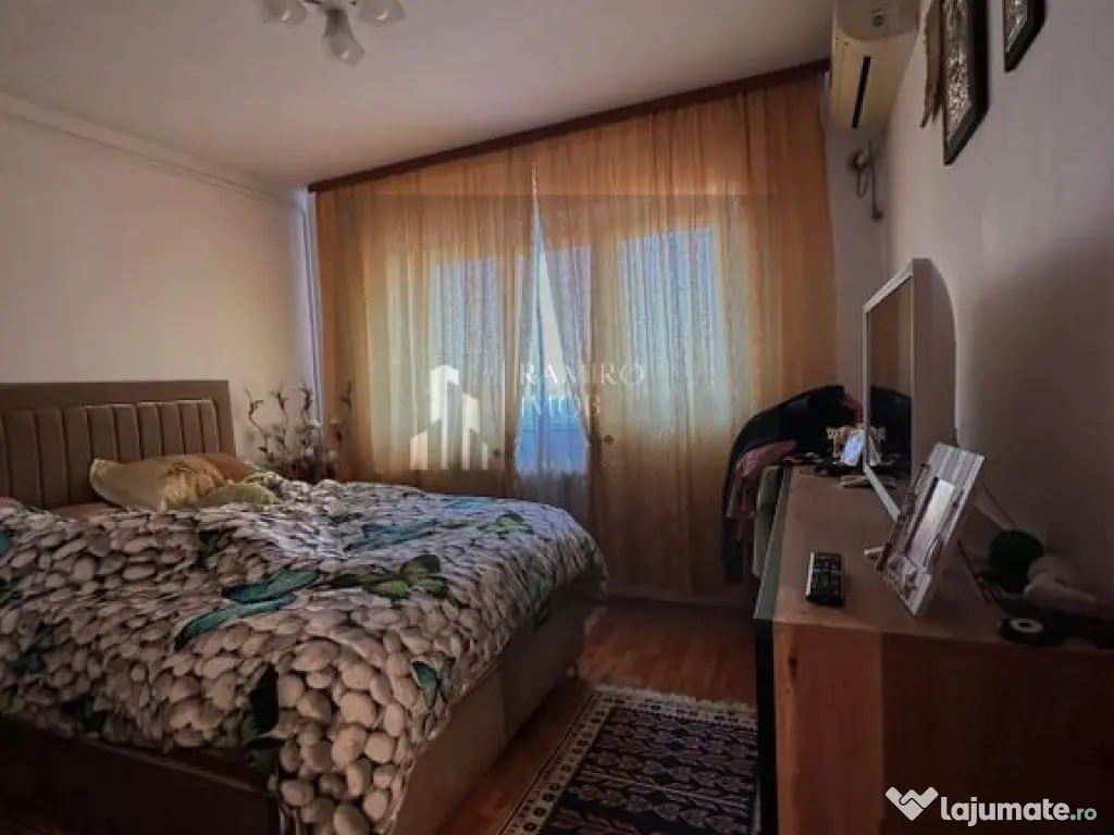 Apartament 3 Camere Decomandat- 70 mp - Metrou 1 Decembrie 