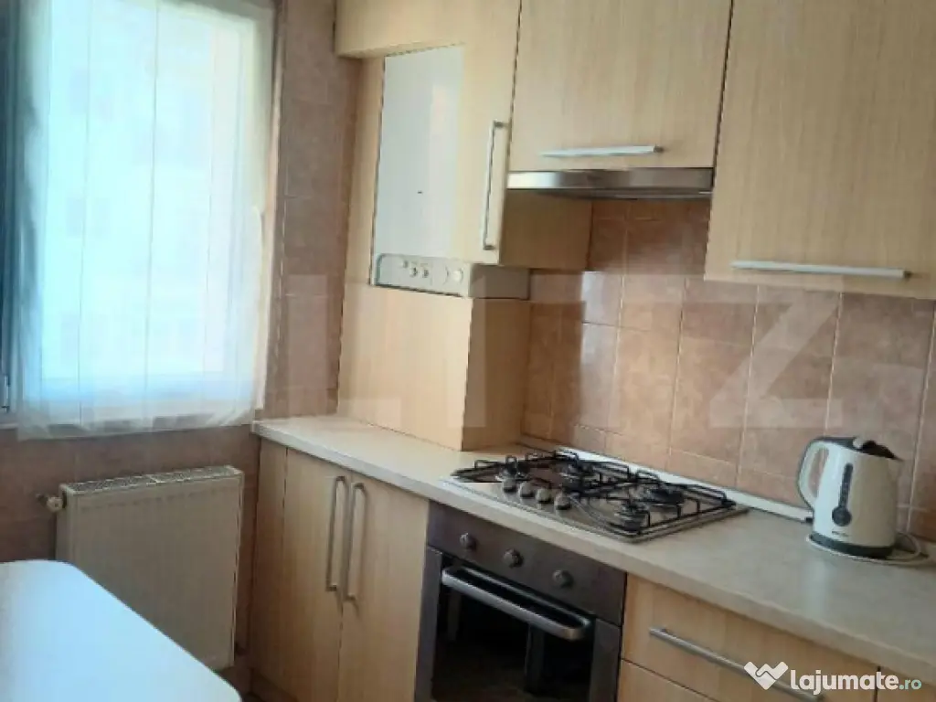 Apartament 2 camere, 43 mp, balcon, etaj 2, parcare, zona Ma 