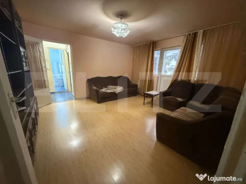 Apartament de închiriat, 63 mp, zona Micro 4 
