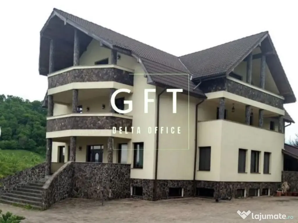 Casa de vanzare, 14 camere+teren 3500 mp, piscina interioara 
