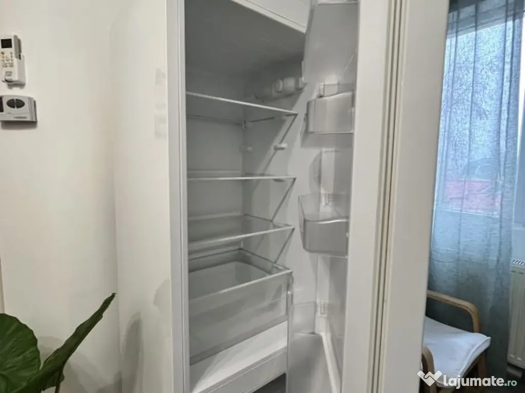 Gars.dubla mob-util cf. foto+parcare/langa Farmacia Tei -... 