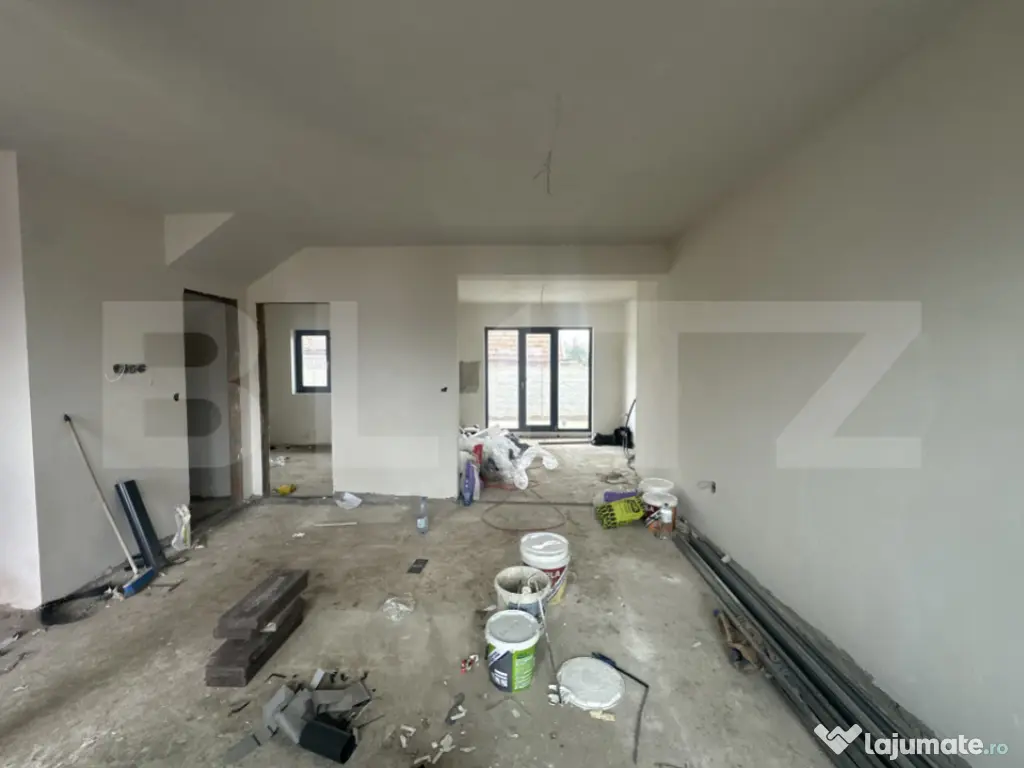Casă modernă de vânzare în zona Lazuri 