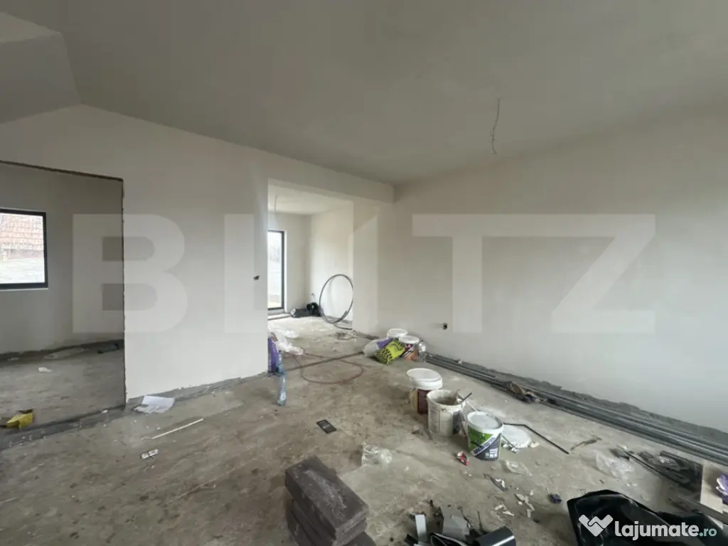 Casă modernă de vânzare în zona Lazuri 