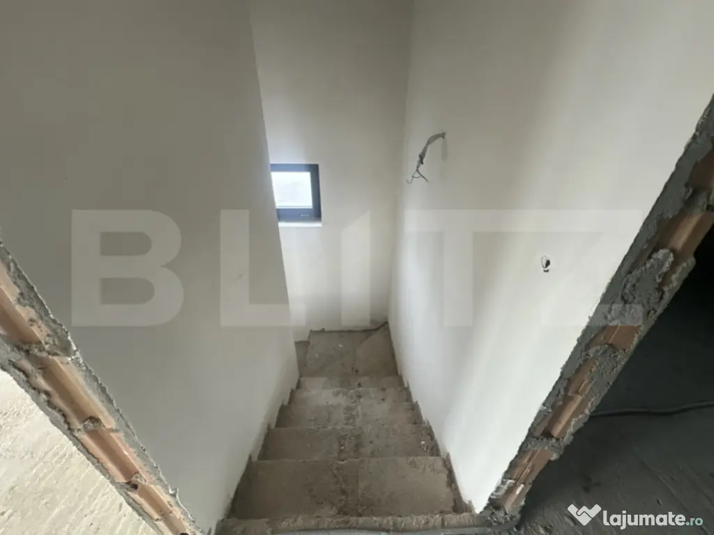 Casă modernă de vânzare în zona Lazuri 