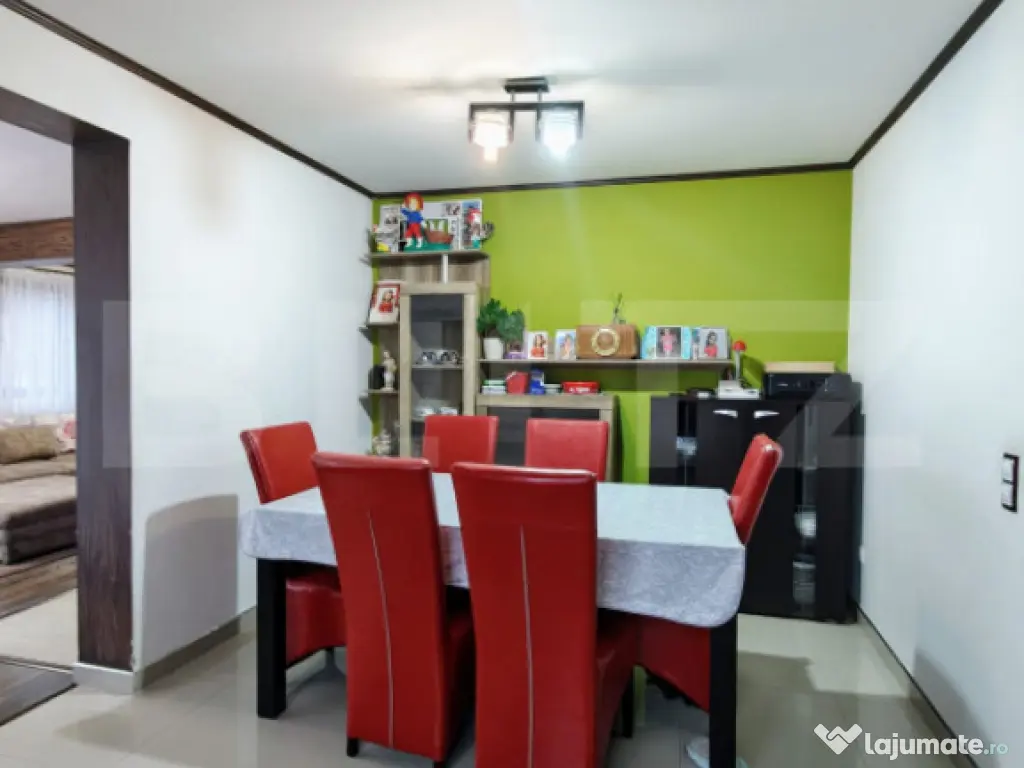 Casă spațioasă de vânzare în zona Rompetrol-Bistrita 